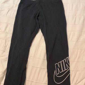 Nike Capri Leggings